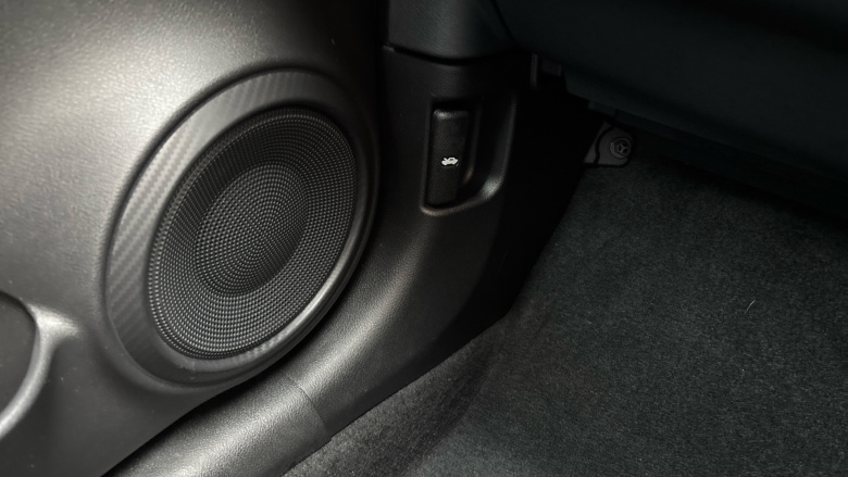 Nissan Juke 1.0 DiG-T 114 Tekna 5dr Petrol Hatchback